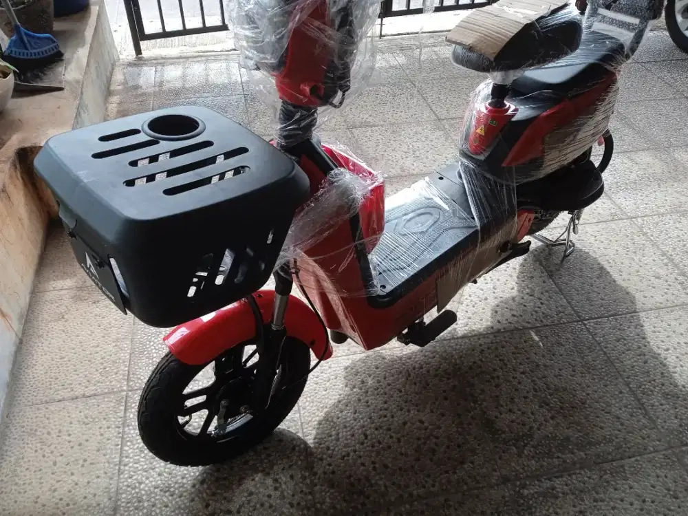 Sepeda listrik AVIATOR