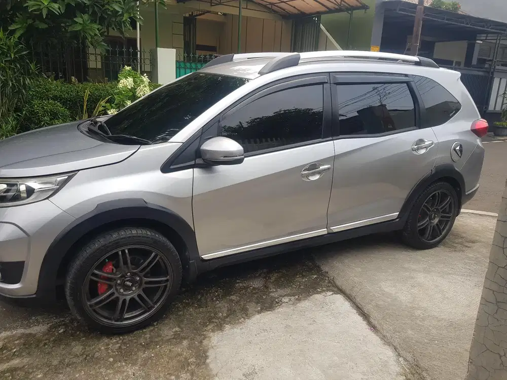 Honda BR-V 2017 Bensin