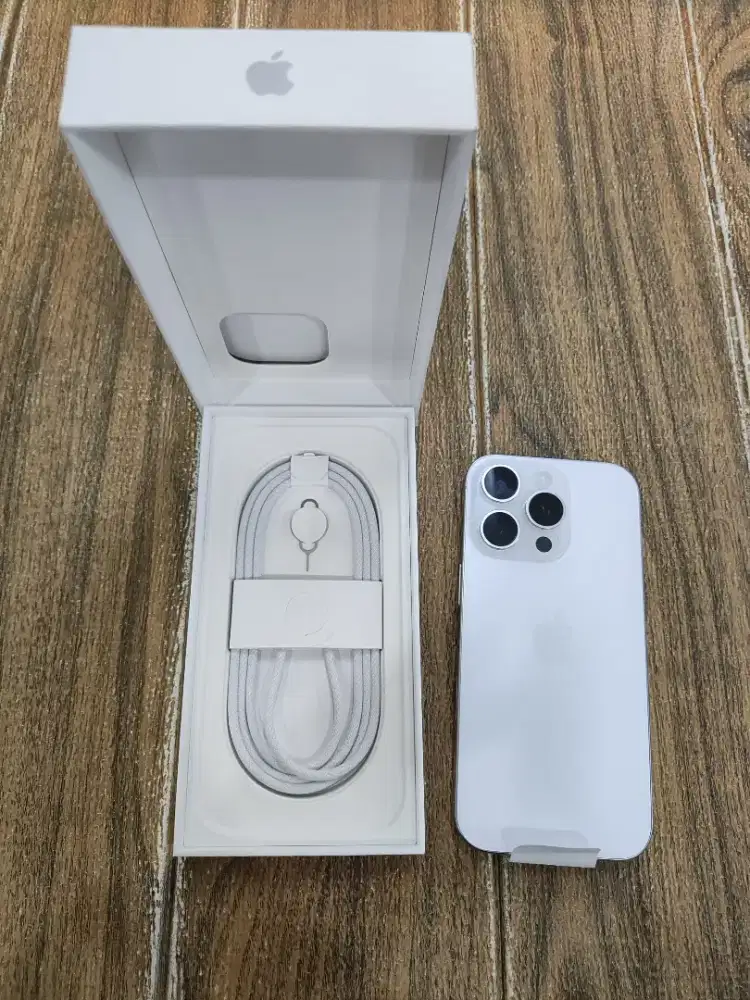 Apple iPhone 16 Pro 256GB Second iBox Like New