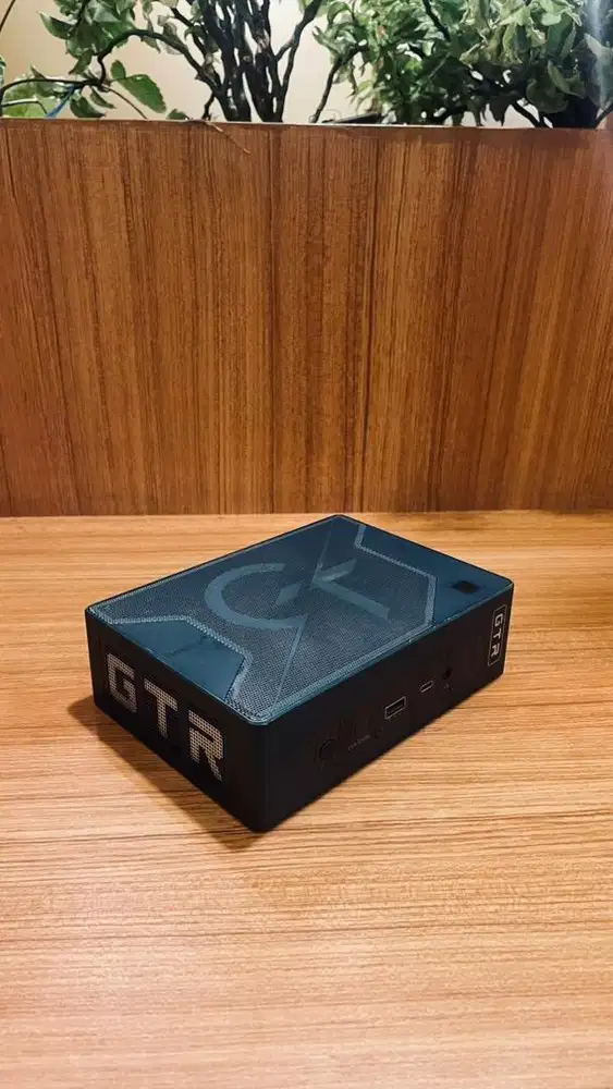 Mini Pc Beelink GTR 7 Pro 7840HS