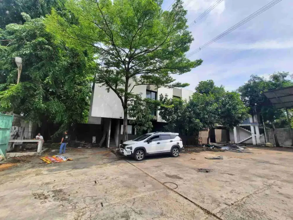 Tanah Dan Bangunan Di Kawasan Pergudangan Kavling DPR Pinang Kota Tangerang