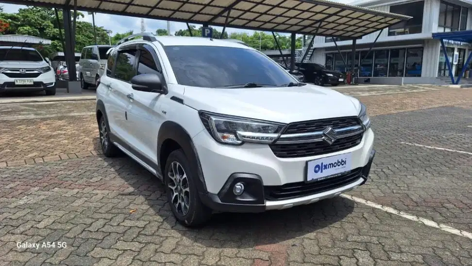 MOBIL PILIHAN Suzuki XL7 1.5 Beta Bensin-MT 2021 ZKT B