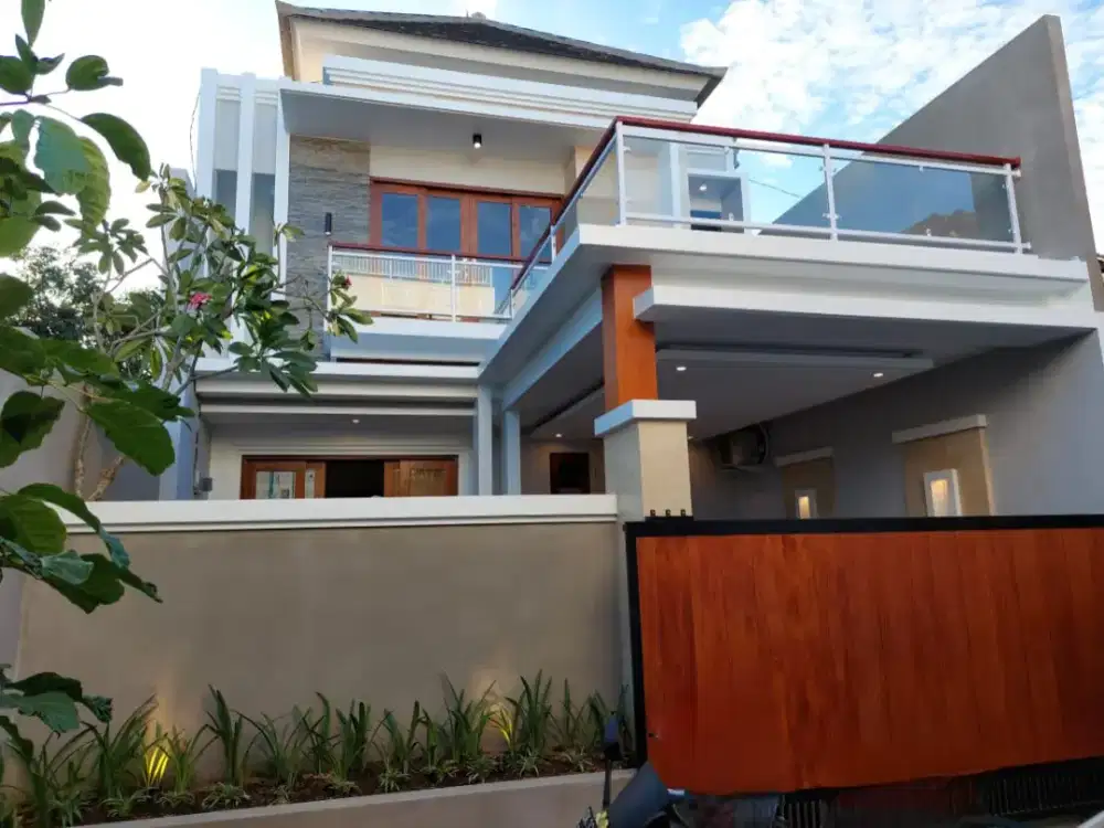 Promo rumah baru berkelas 2lt fre biaya dkt raya siulan penatih jl5mtr