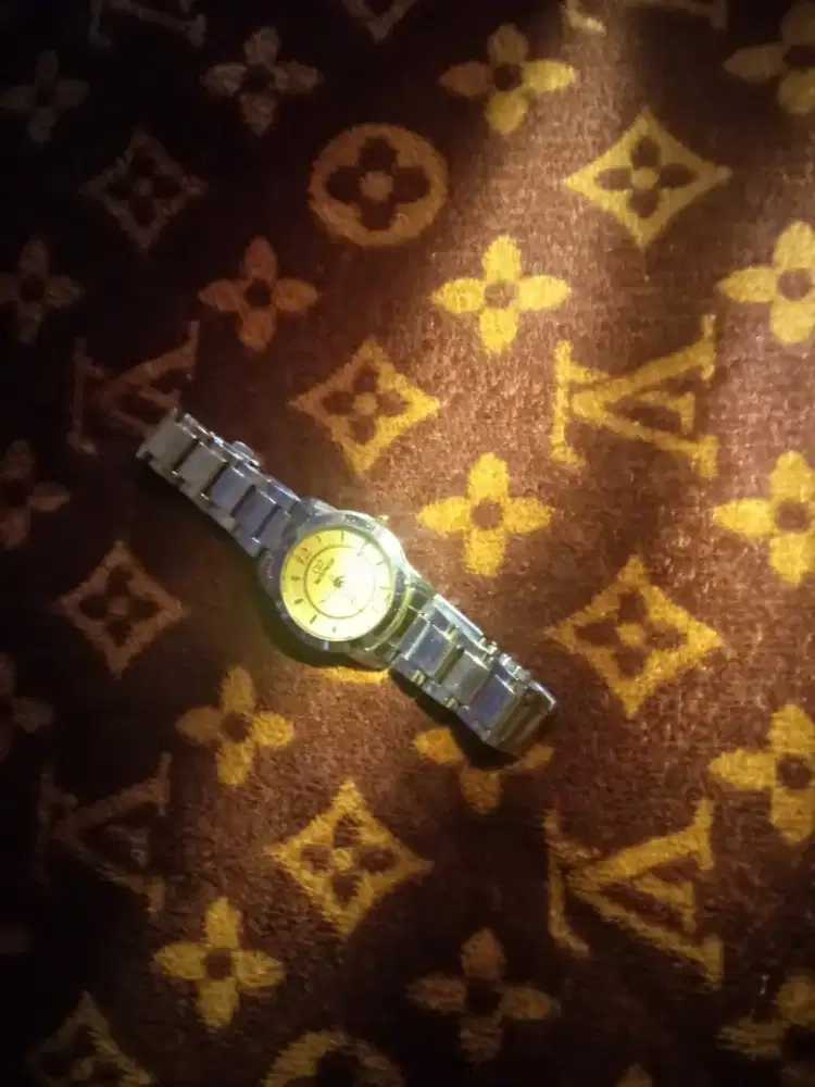 Jam Tangan Mirage A23