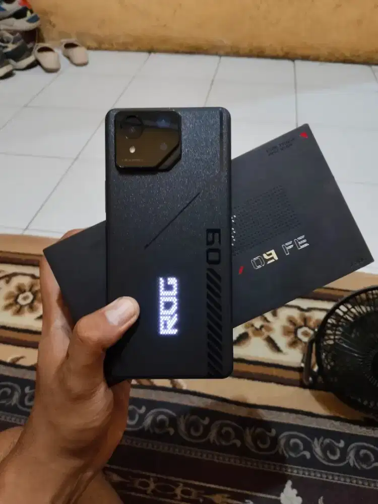 Rog phone 9 Fe 12/256 like new garansi panjang bisa TT/BT