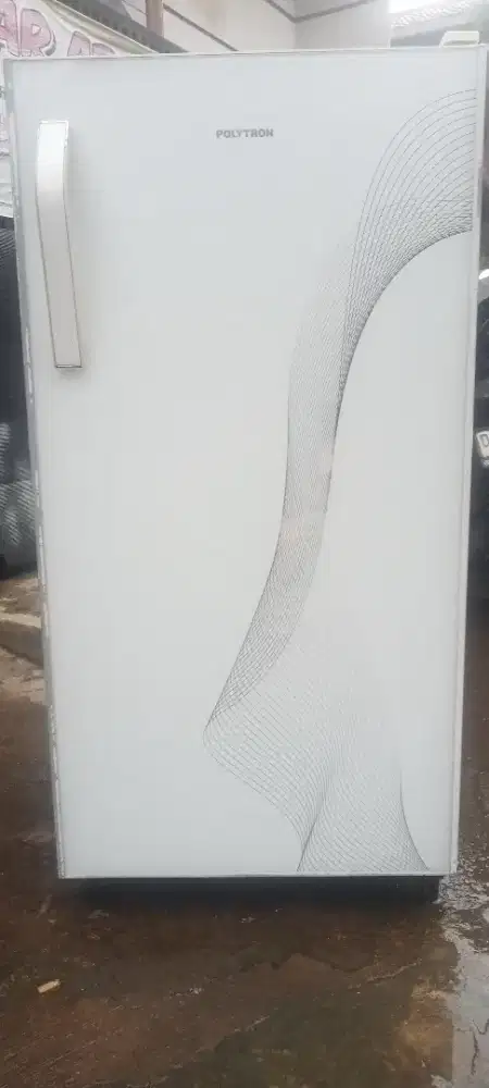 Kulkas Politron belesa mulus orian