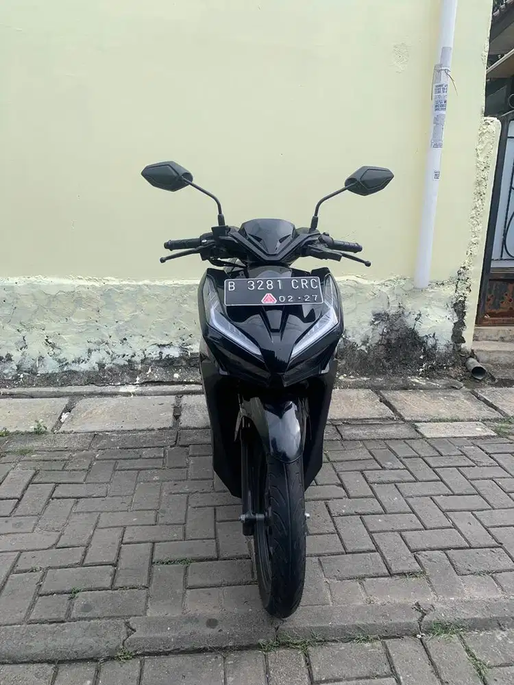 DP 1 JT HONDA VARIO 125 CBS THN 2022 CASH & CREDIT