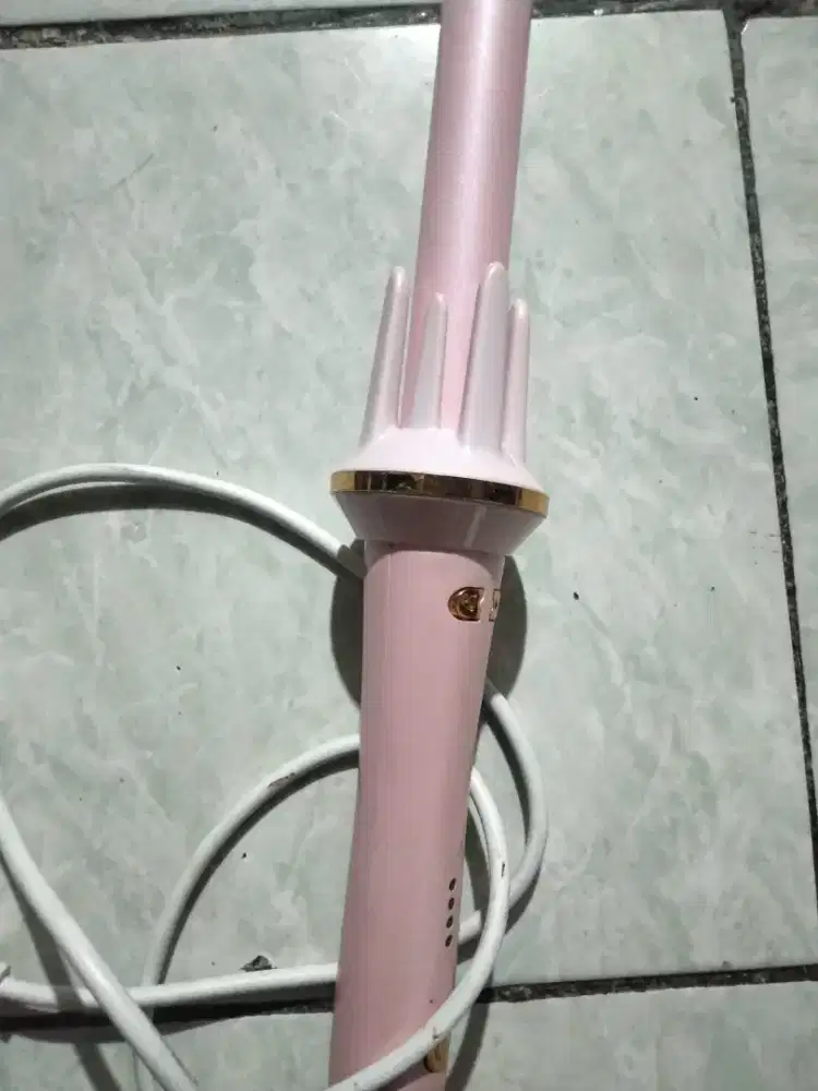 Catokan Curly Otomatis – Praktis, Cepat & Anti Ribet