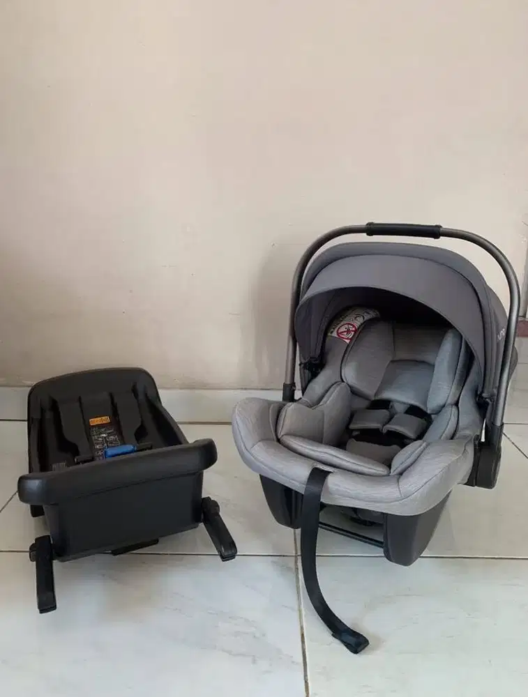 Nuna pipa lite carseat fullset base