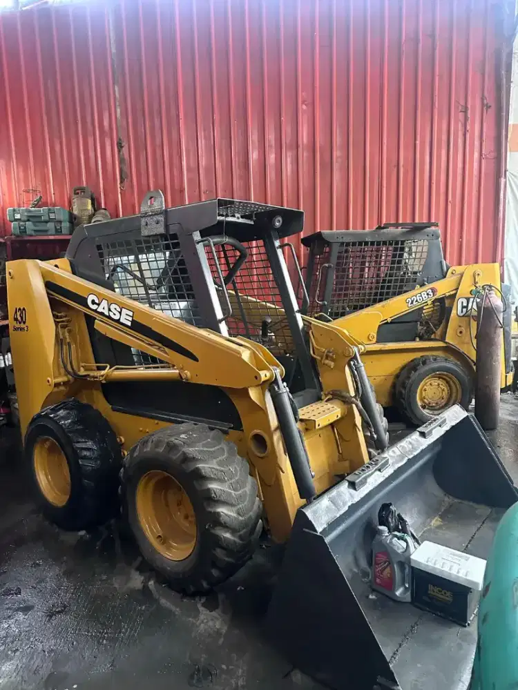 FORKLIFT BEKAS CASE thn 2008