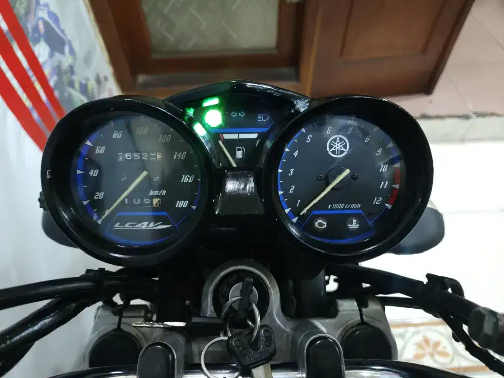 YAMAHA VIXION OLD TH 2009 GRESS MULUS CASH / TT / KREDIVO / CC 0%