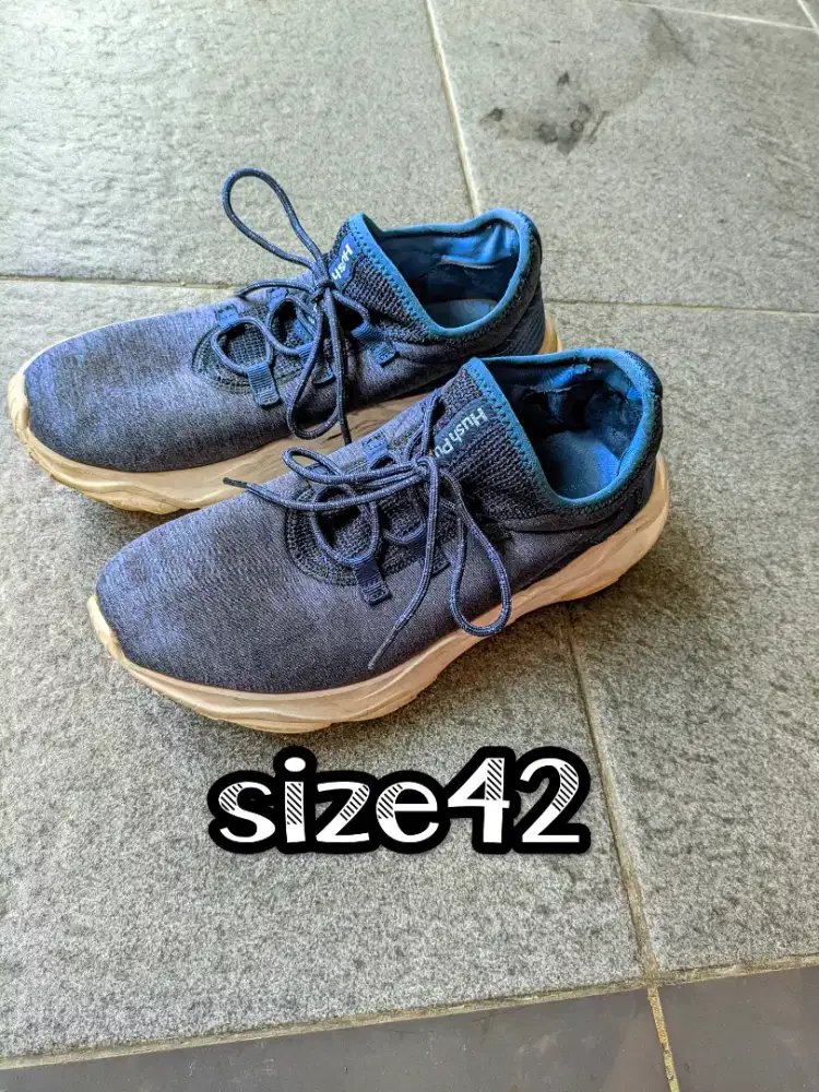 sepatu running huspies