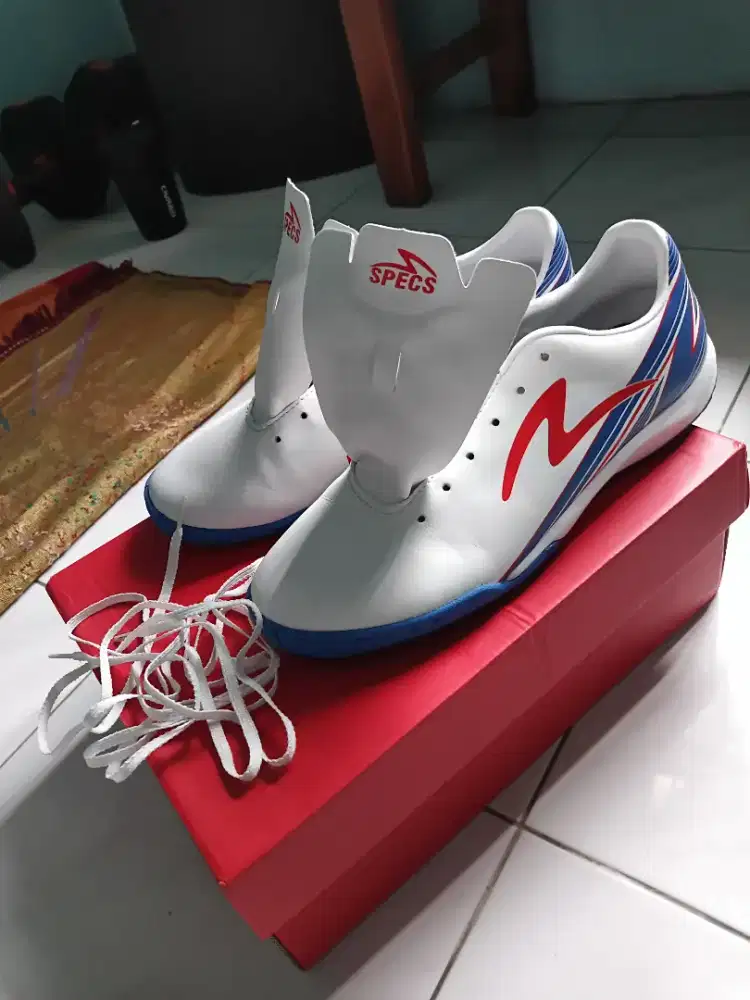 SPECS Ls 20 ( istimewa