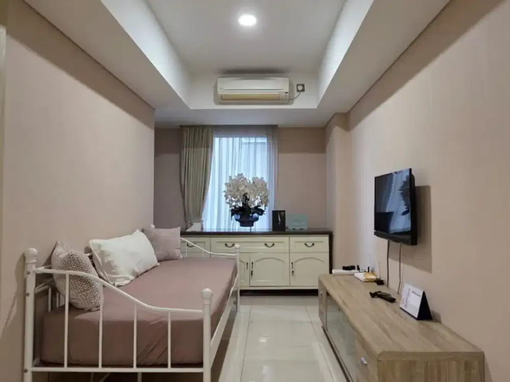 Apartemen Sewa Full Furnish Dekat Simpang Lima di Warhol Residence Semarang Tengah