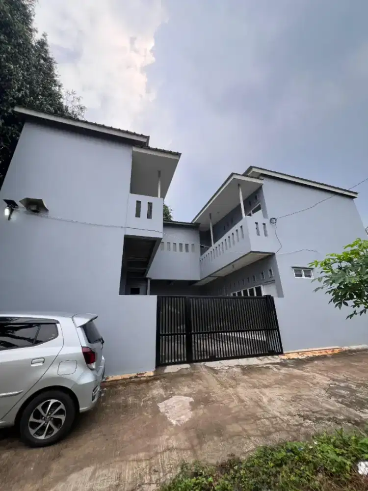 Rumah 2 lantai cocok dijadikan kost, TK/sekolah, asrama