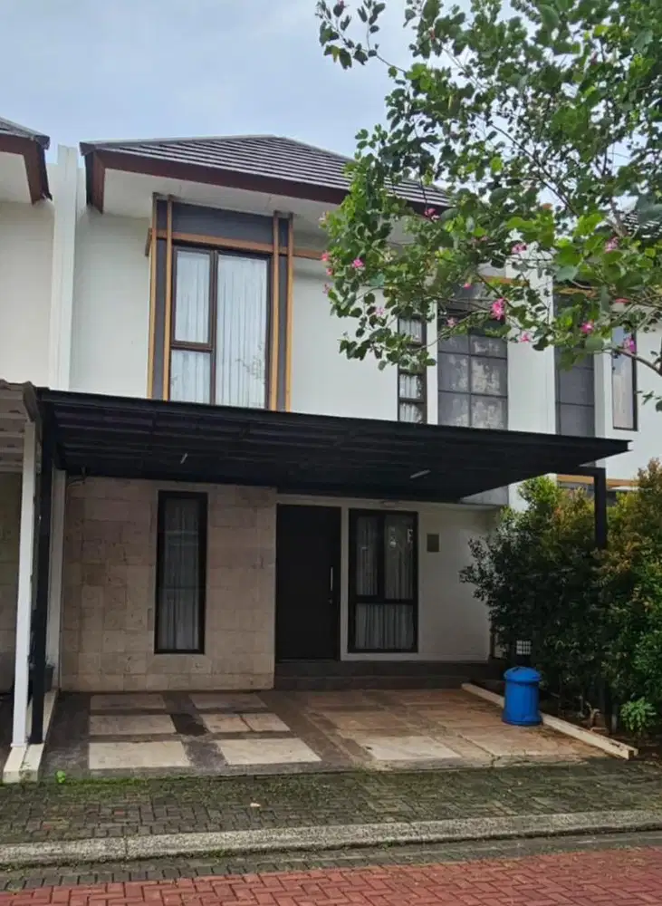 Dijual Rumah. 2Lantai Di Kireina Park Bsd