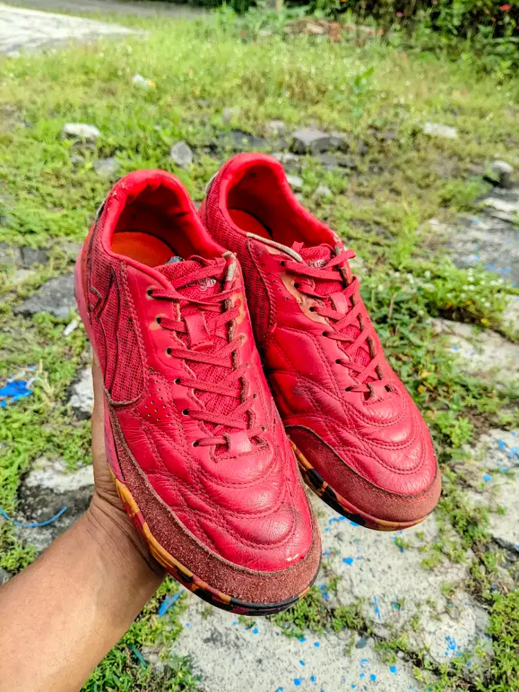Sepatu Futsal Ortus Size 41