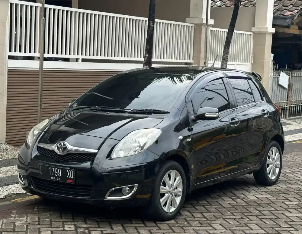 Toyota Yaris J AT 2010