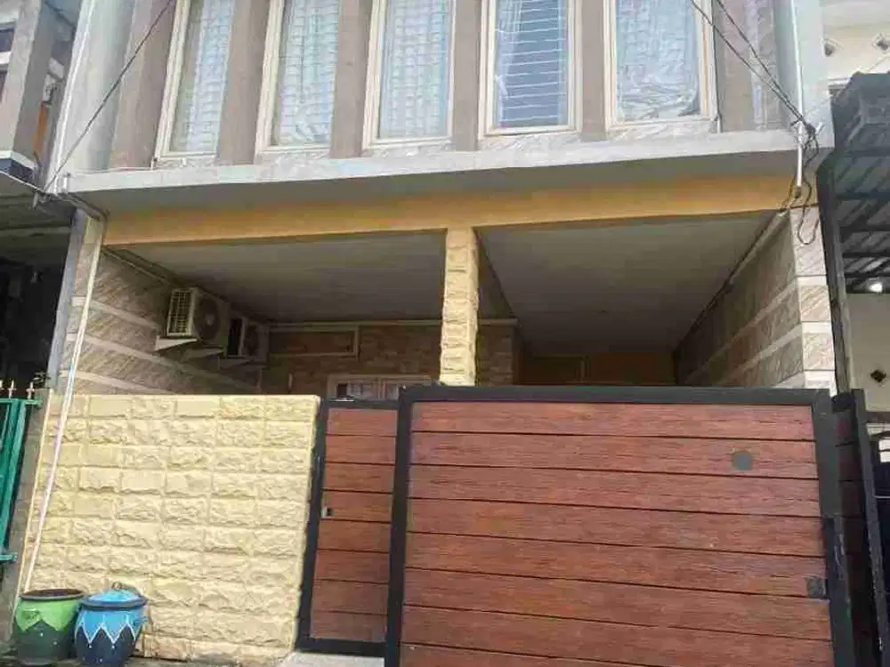 Rumah 2 Lt  Cantik Minimalis Siap Huni
Di Jambangan Surabaya selatan