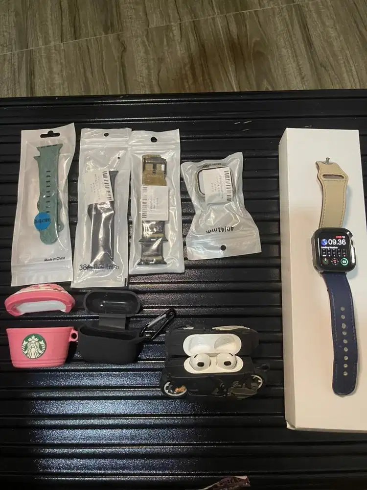 Apple Watch SE 40mm + Airpods Gen 2 - Kondisi Mulus, Lengkap!!
