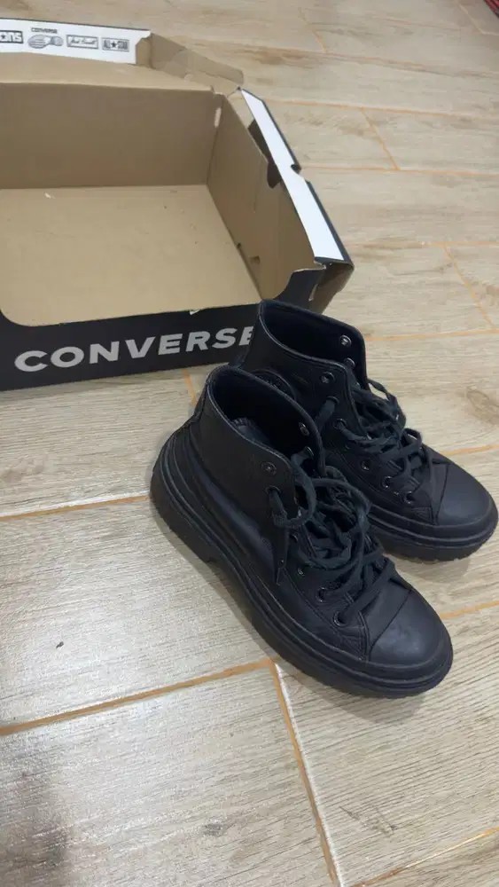 Sepatu Converse Leather Original Chuck Taylor All Star