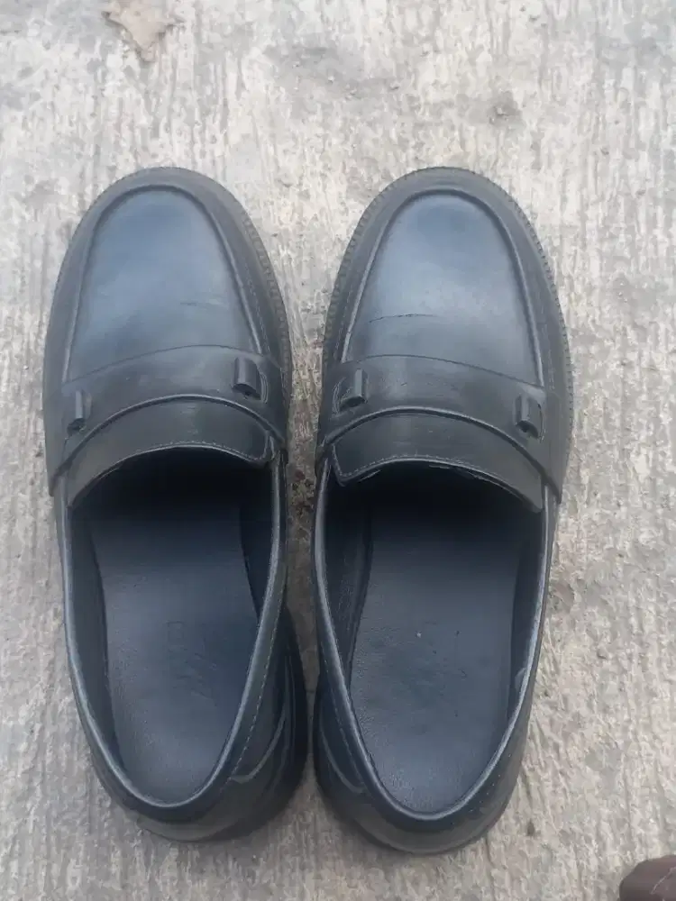 SEPATU KARET ANTI AIR UK. 37 HSC 2025