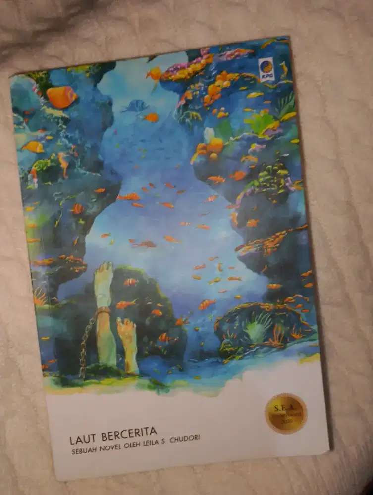 Novel Laut Bercerita