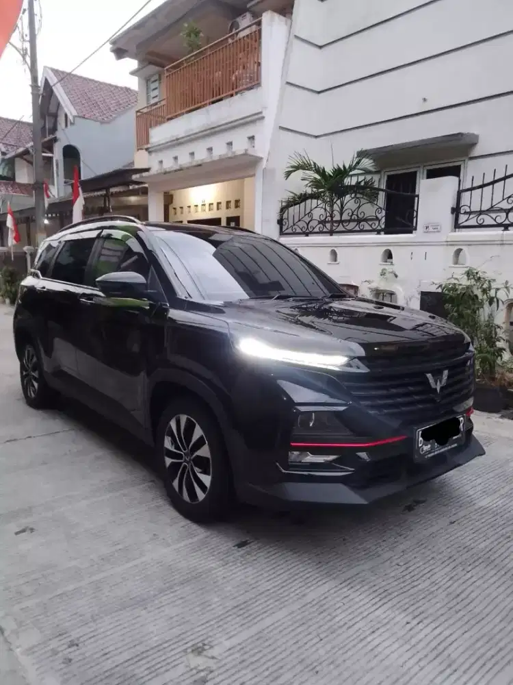 Wuling almaz 1.5 turbo pro hitam 7 seater