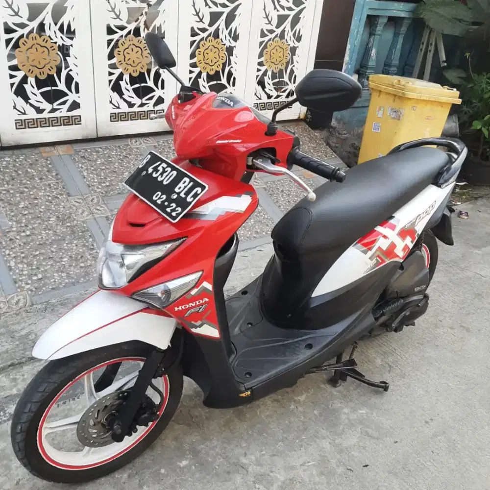 Honda Beat POP 2016 ss lengkap mesin bagus plat B DKI