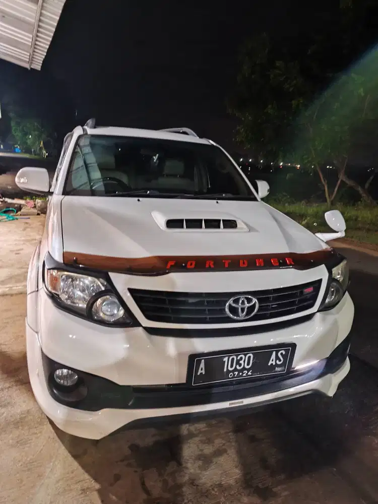 Fortuner TRD MANUAL SOLAR HANYA 257JT