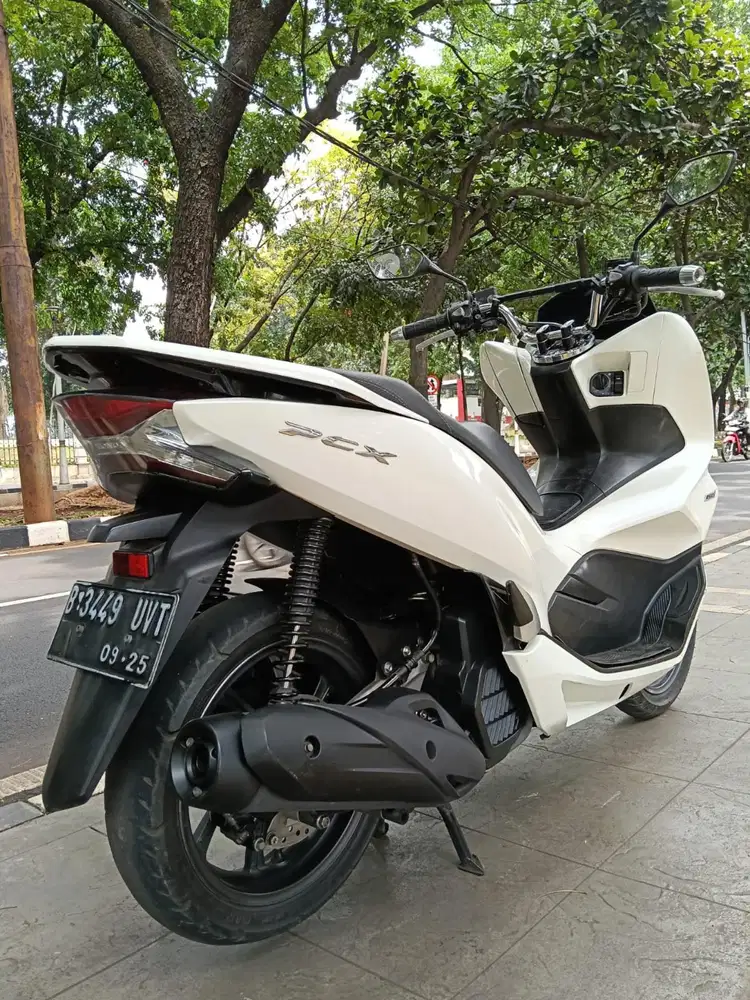 DP MINIM 2.500 CASH KREDIT HONDA PCX 150 CBS ISS THN 2020 PAJAK IDUP