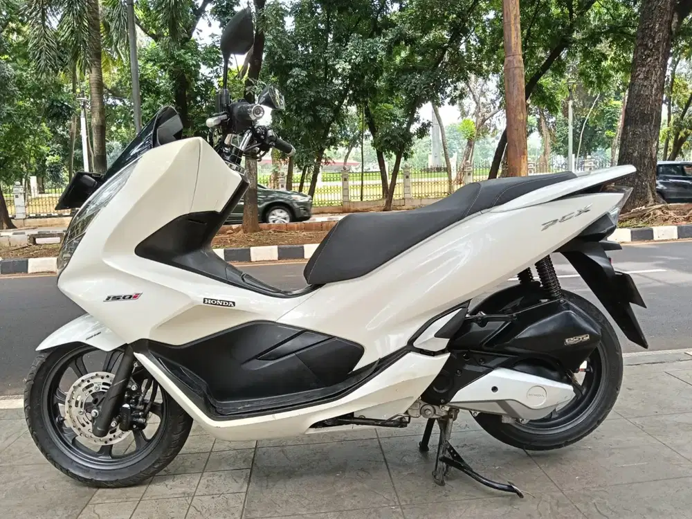 DP MINIM 2.500 CASH KREDIT HONDA PCX 150 CBS ISS THN 2020 PAJAK IDUP