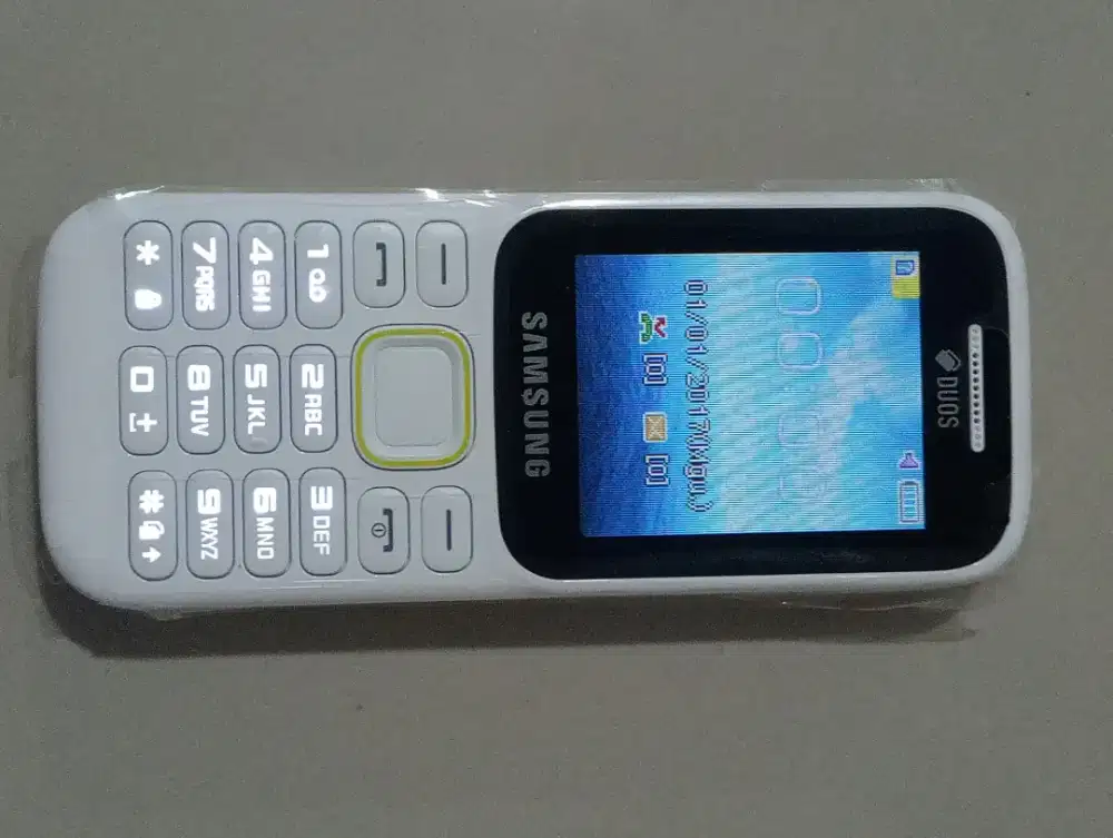 dijual Hp Samsung jadul SM-B310E asli original Baru 100% warna putih