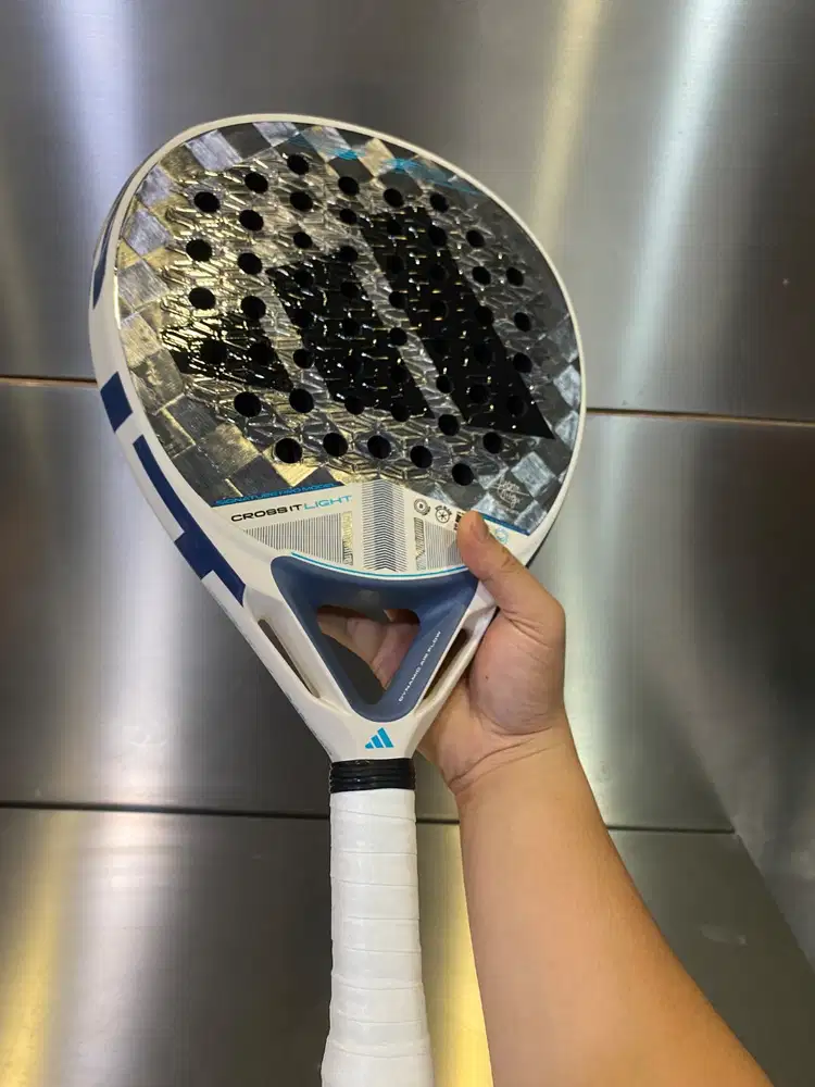 Raket padel ( Adidas Martita ortega Cross light 3.5 )