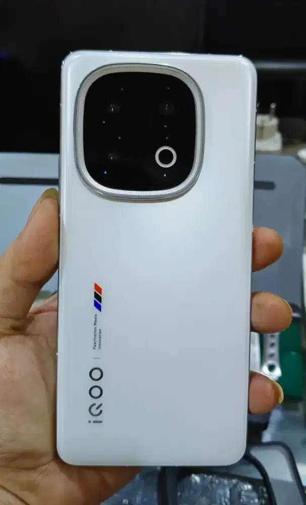 Iqoo 13 Ram 16/512 putih