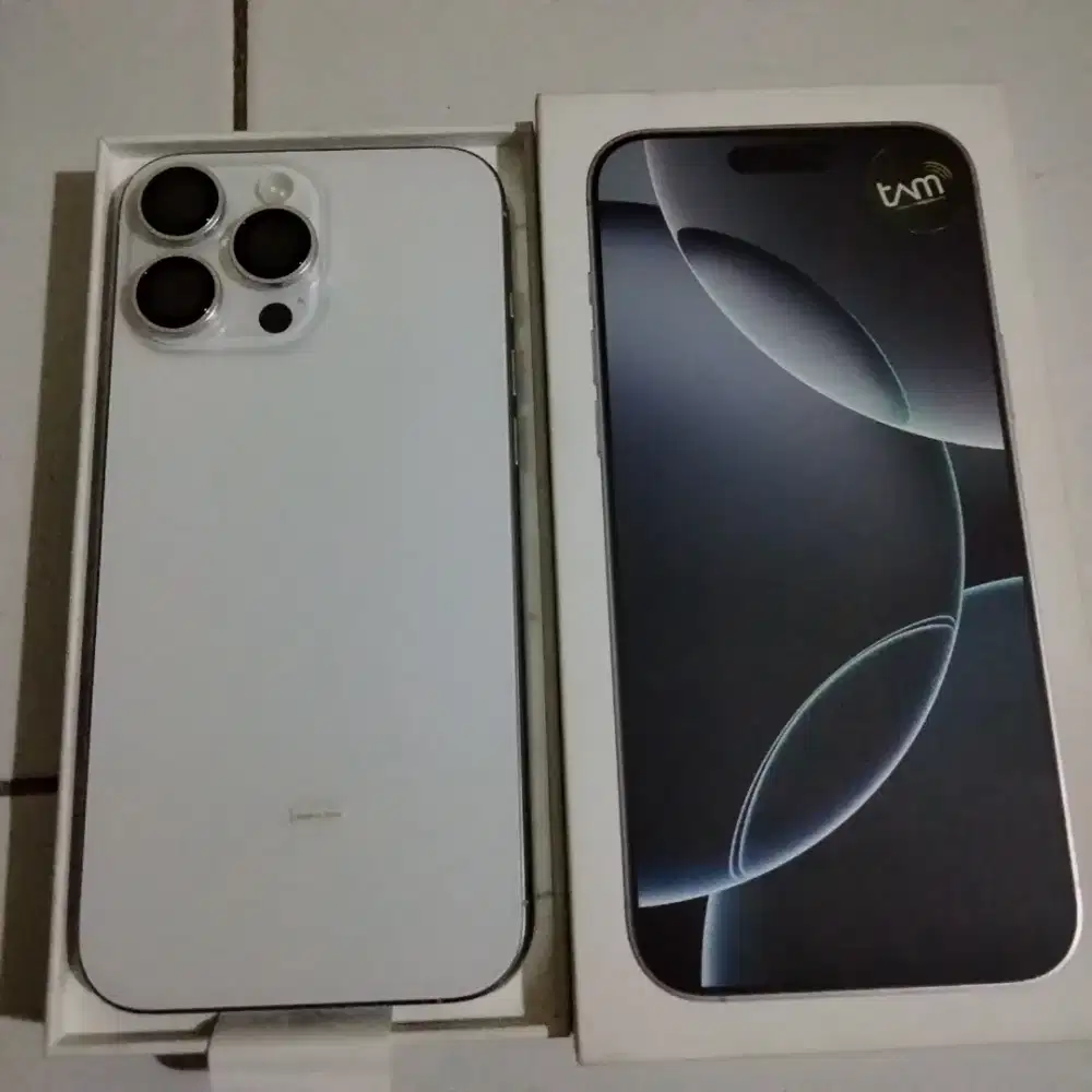 iPhone 16pro max.512GB eks iBox BH 100%