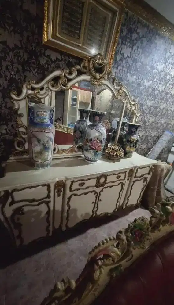 JUAL BEBERAPA FURNITUR BEKAS LAYAK PAKAI MULUS