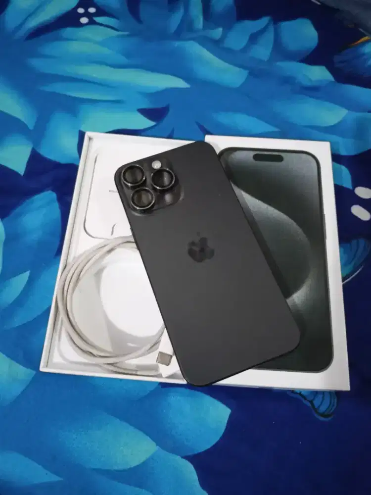 IPHONE 15PRO MAX 256GB FULLSET NO MINUS HB 85%