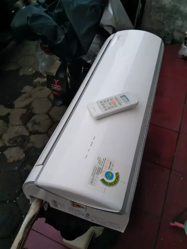 D jual ac midea 1/2 pk sama pasang terima dingin