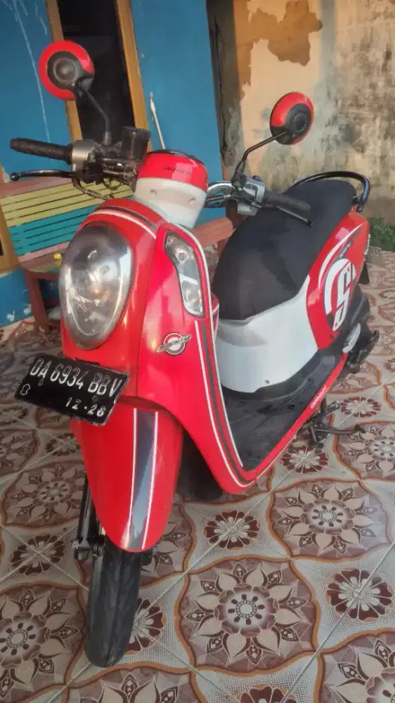 Jual Scoopy masih bagus siap pakai Ss lengkap hidup