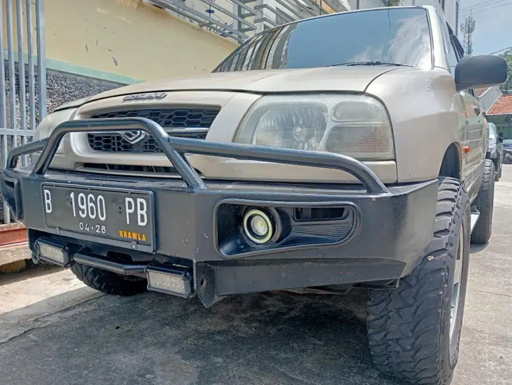 Escudo 1.6 Injection Super Adventure