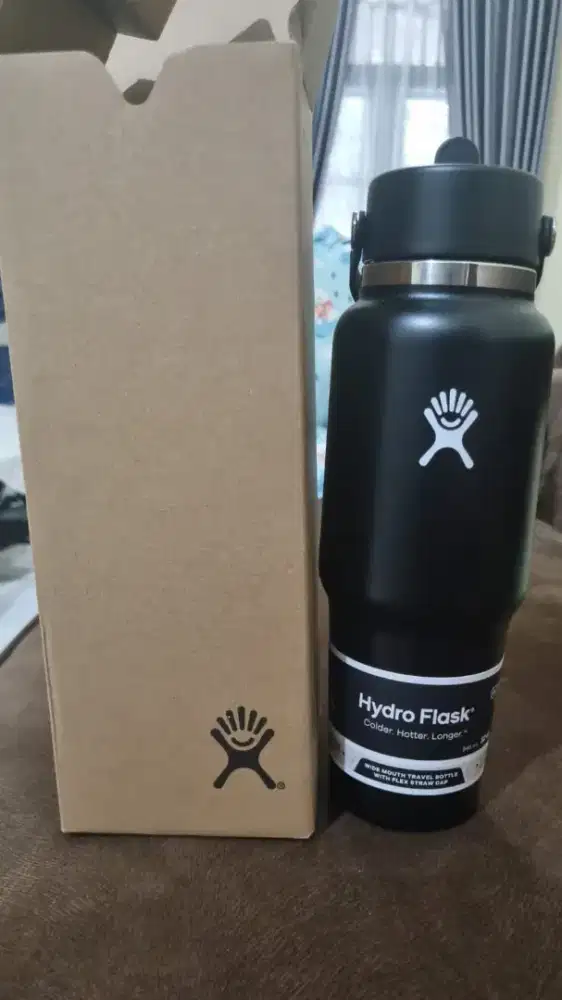 Hydro Flask 32Oz Black Wide Straw Cap