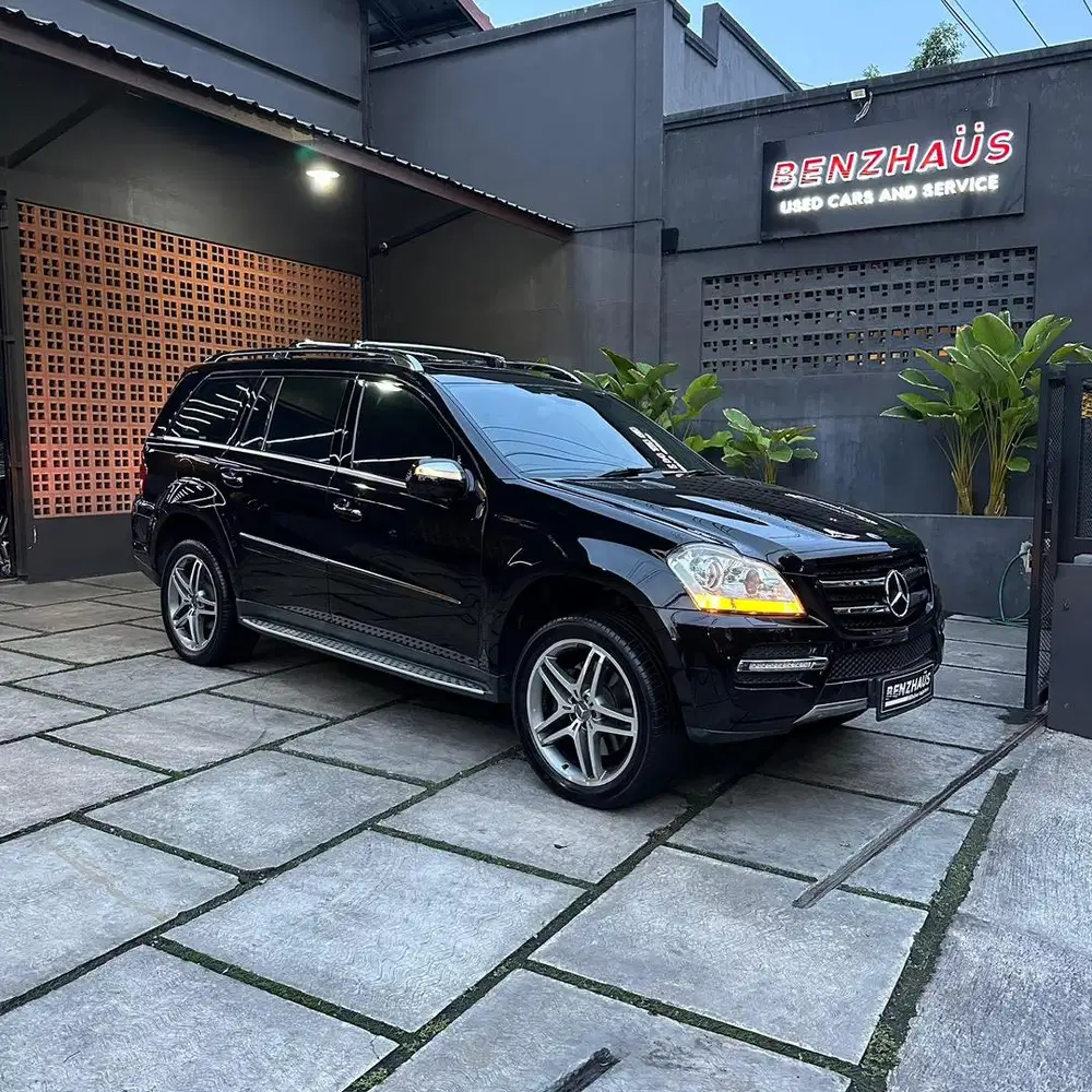 Mercedes-Benz GL500 AMG CBU 2011 Facelift Black On Black