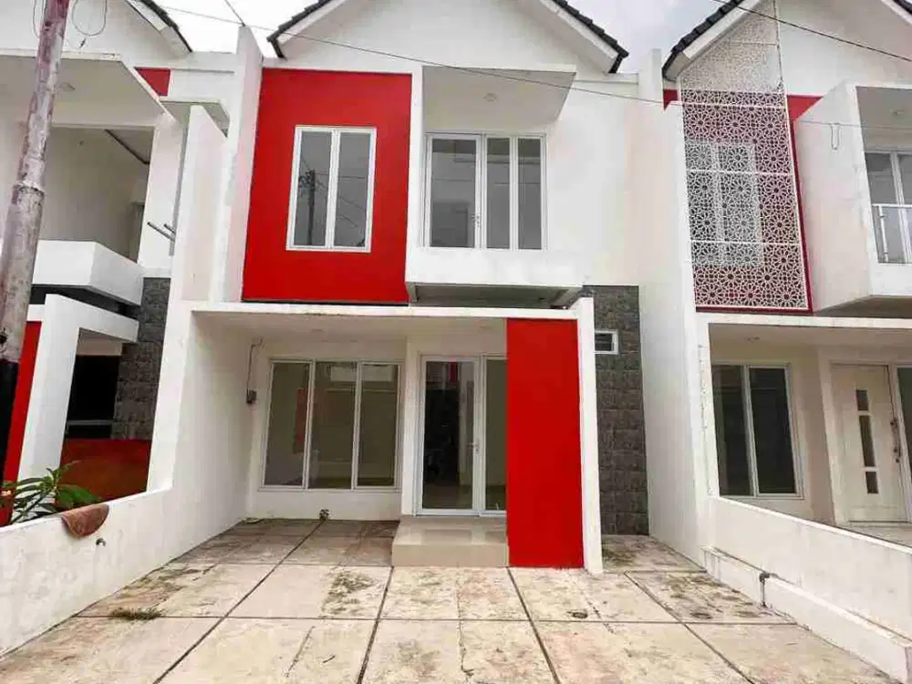Rumah cluster Siap huni di pondok gede kota Bekasi 2 lantai 3 kamar tidur strategis ke LRT Jatibening dan pintu tol Jatiwarna
