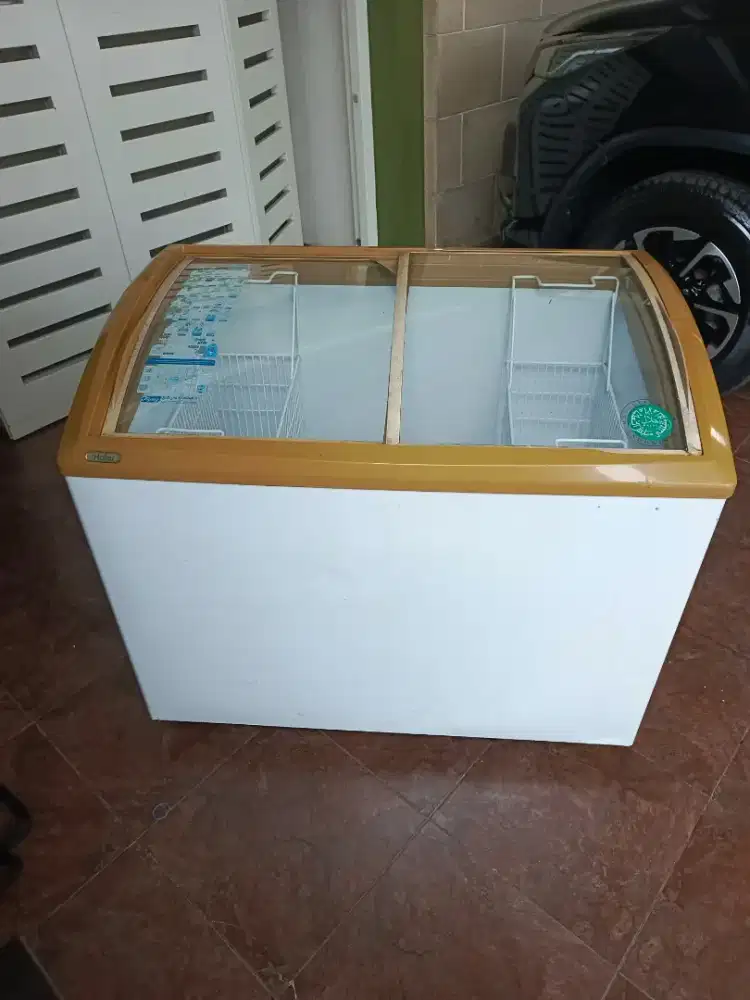 Freezer tidak dingin