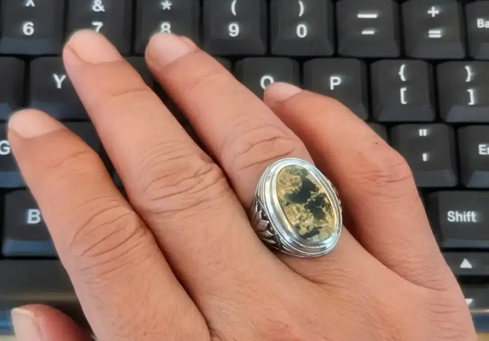 Batu pirus Persia hitam ring 6