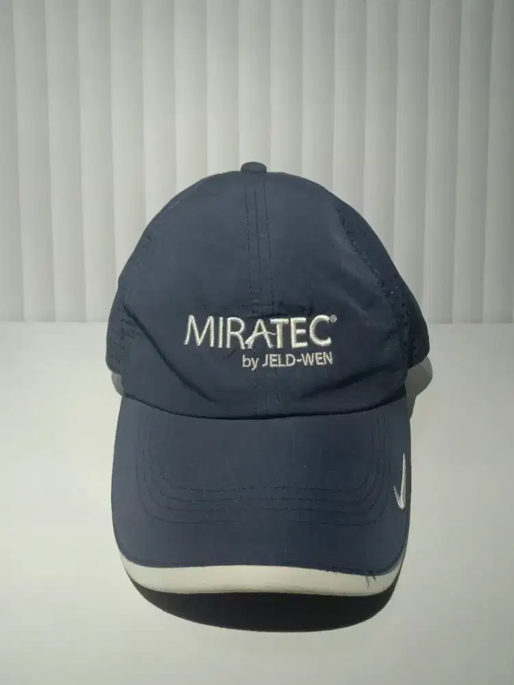 Topi NIKE Vintage