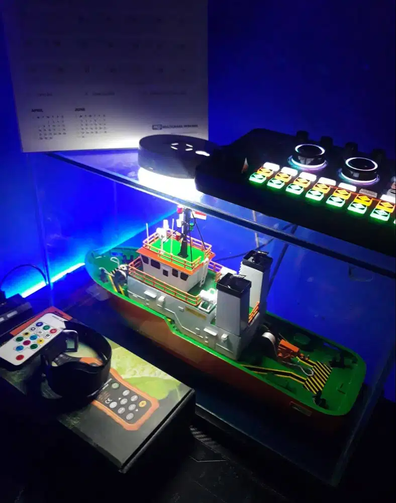 Pajangan kapal / miniatur kapal