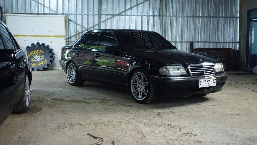 Mercedes-Benz C180 1997 Bensin