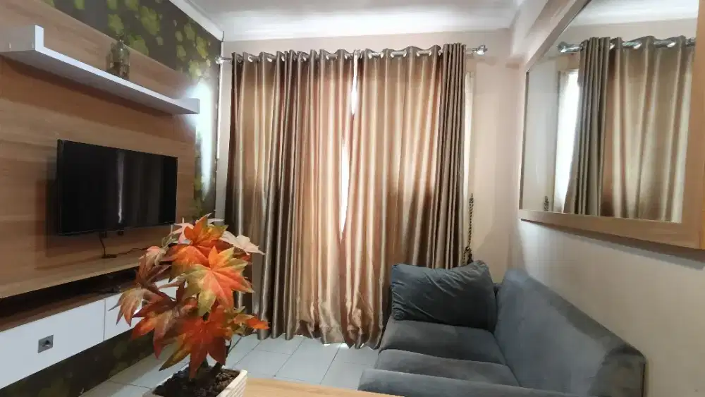 DISEWAKAN TAHUNAN APARTEMEN SENTRA TIMUR, FURNISH CANTIK AKSES TOL